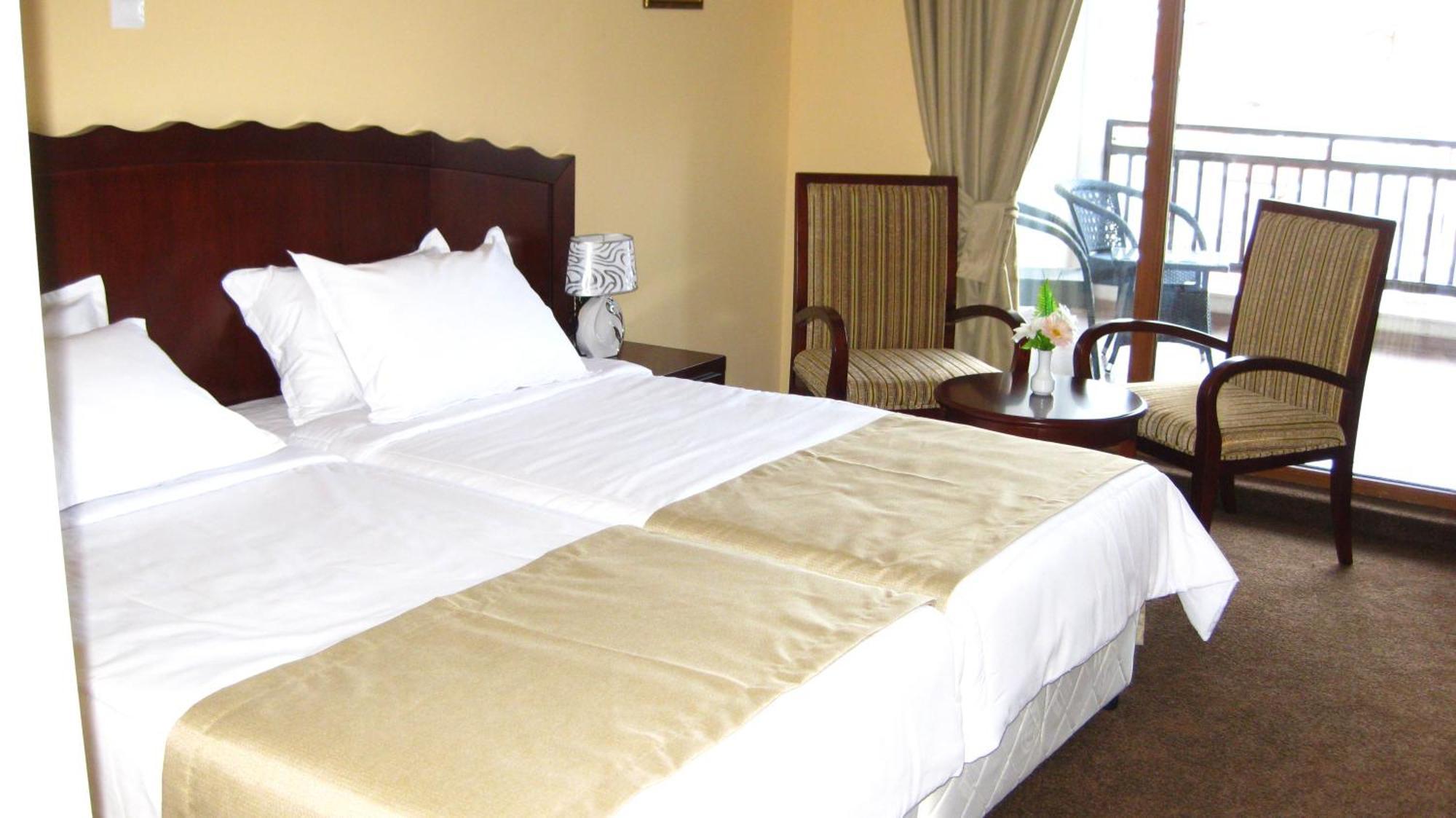 The Vineyards Boutique Hotel & Spa 아헬로이 객실 사진