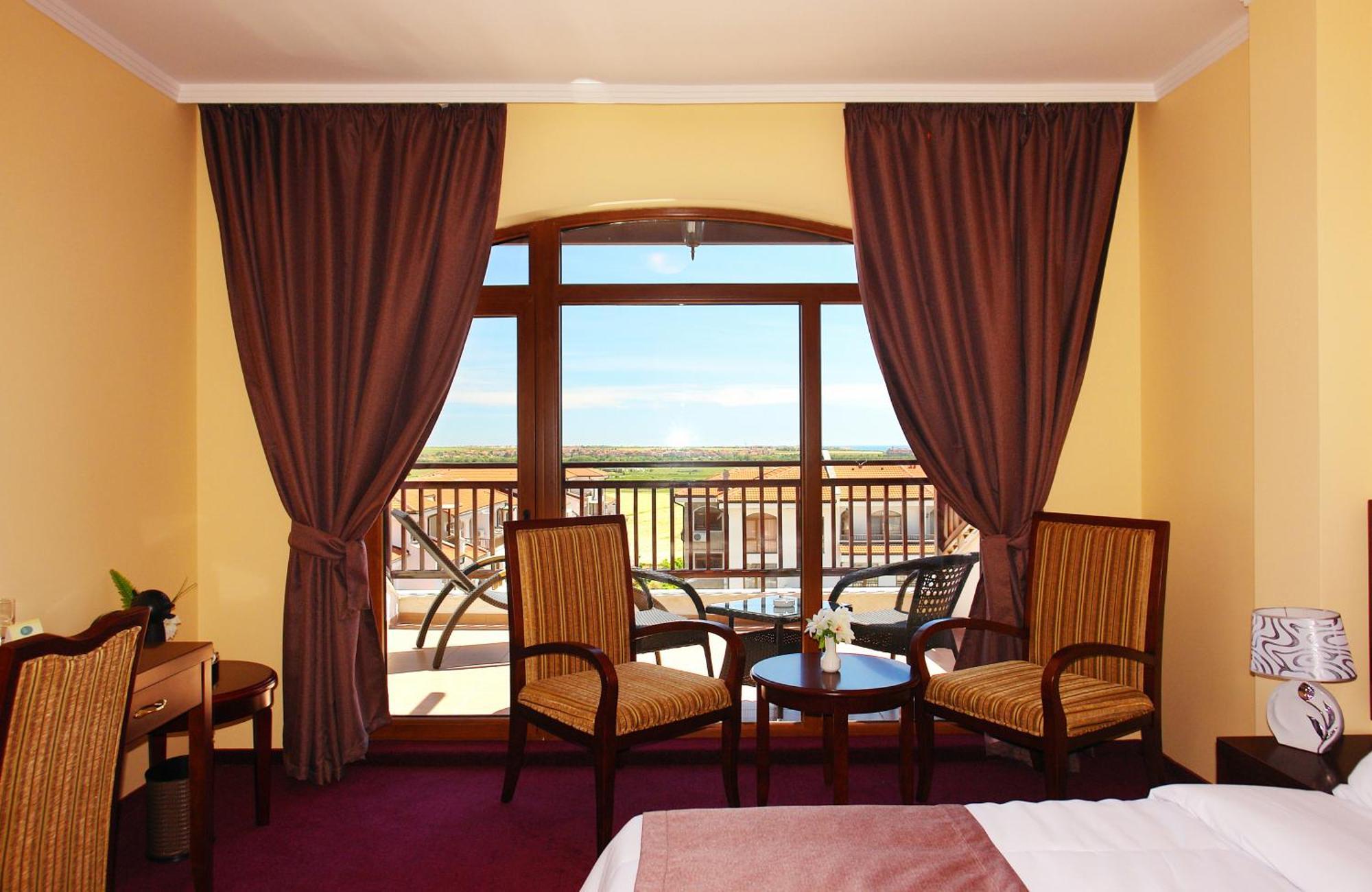 The Vineyards Boutique Hotel & Spa 아헬로이 객실 사진